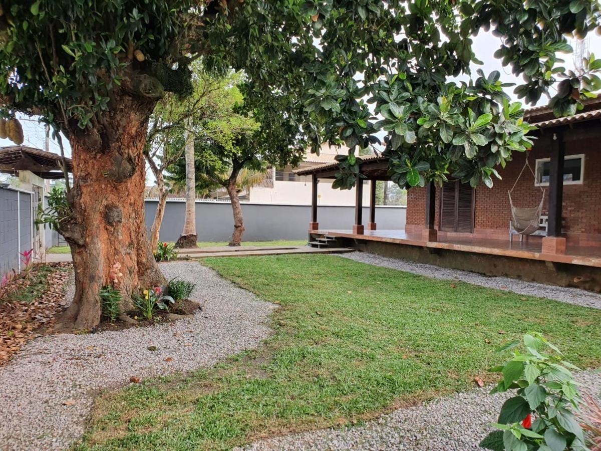 Hospedagem econômica, Suítes Flor de Maria na Martin de Sá Caraguatatuba Exterior foto